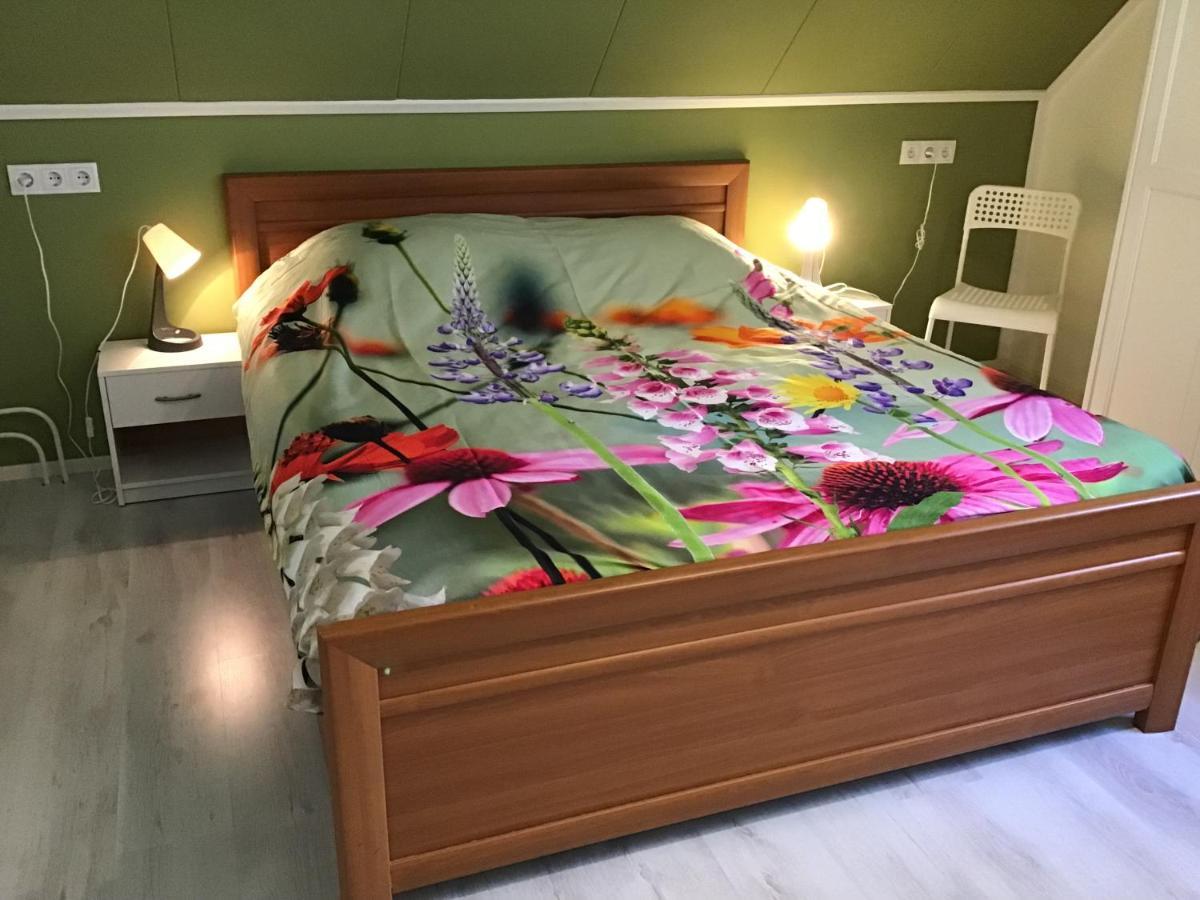 “In Oans Oefje” Parel In De Polder! Apartment Lewedorp Екстериор снимка